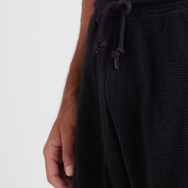 GAP Pantaloni  negru preţ