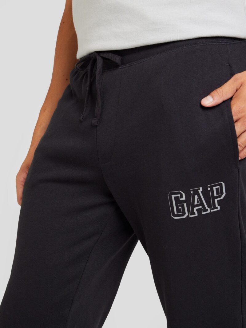 Preţ GAP Pantaloni  negru / alb