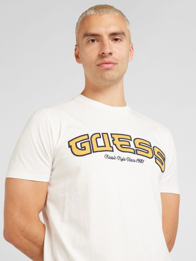 GUESS Tricou 'KOI FISH'  albastru marin / galben curry / roșu / alb preţ