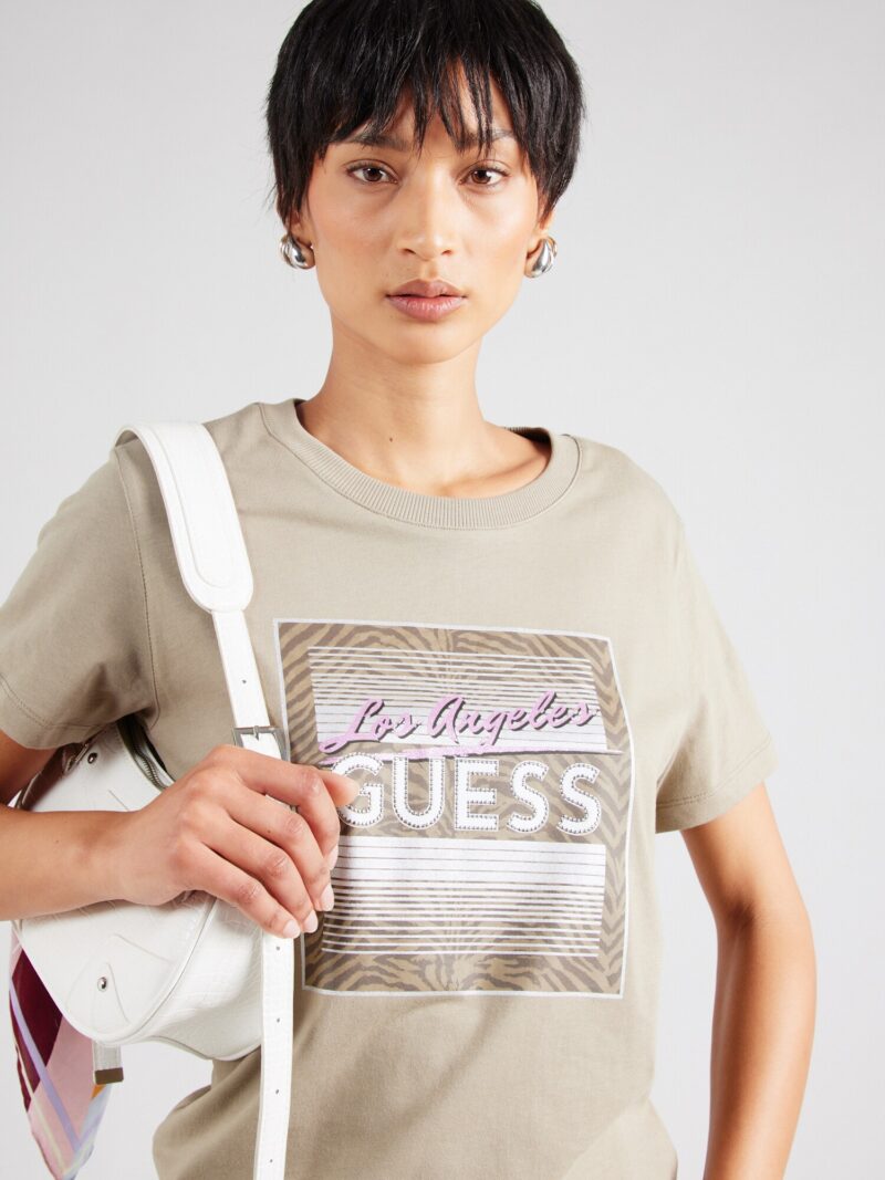 Preţ GUESS Tricou  maro / kaki / roz / alb