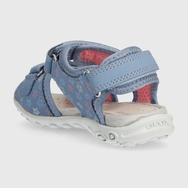 Geox sandale copii SANDAL WHINBERRY preţ