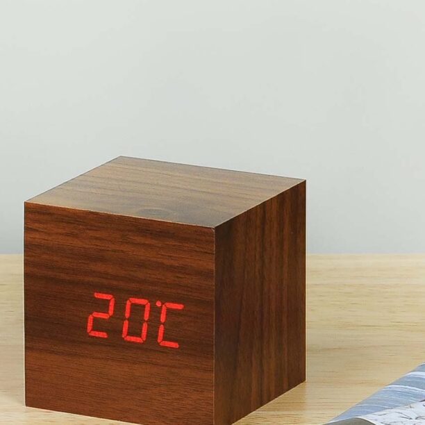 Gingko Design ceas de masă Cube Click Clock preţ