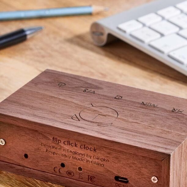 Gingko Design ceas de masă Flip Click Clock preţ