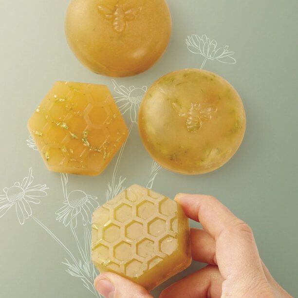 Graine Creative un set de săpunuri DIY Honey Soaps preţ