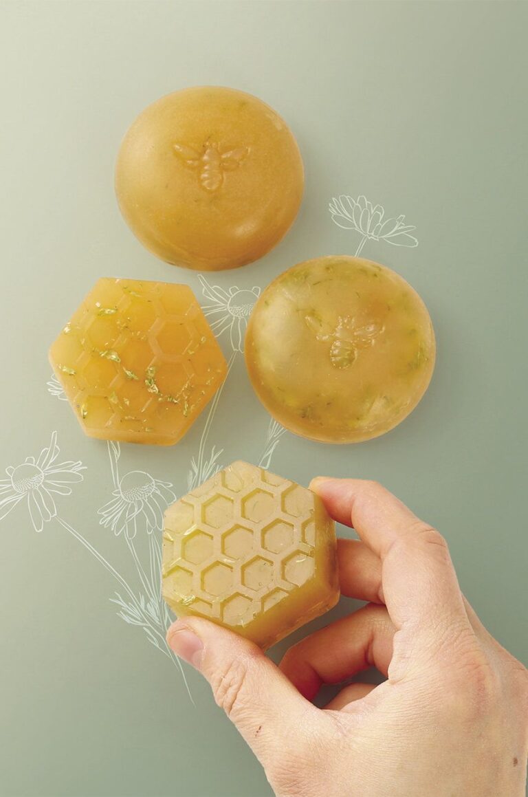 Graine Creative un set de săpunuri DIY Honey Soaps preţ