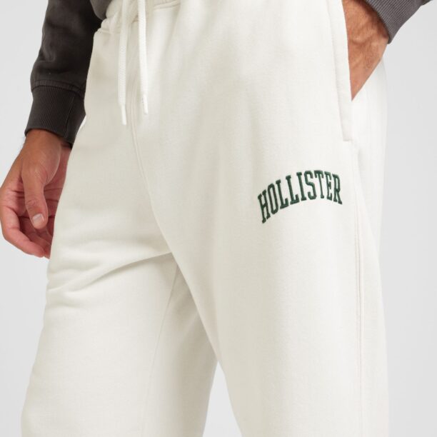 HOLLISTER Pantaloni  bej deschis preţ