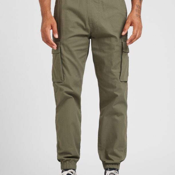 Cumpăra HOLLISTER Pantaloni cu buzunare  oliv