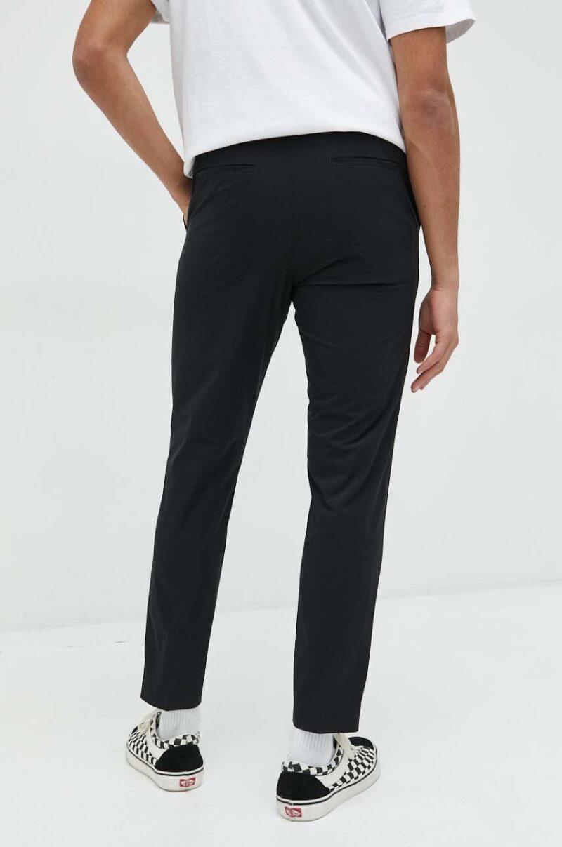 culoarea negru