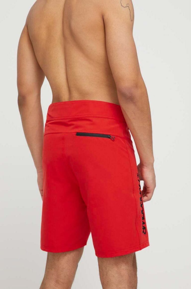 Helly Hansen pantaloni scurti de baie culoarea rosu preţ