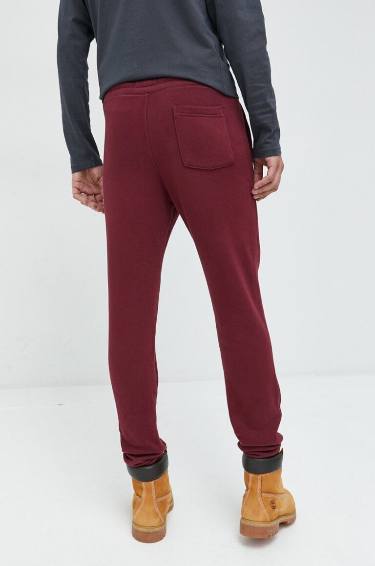 culoarea bordo