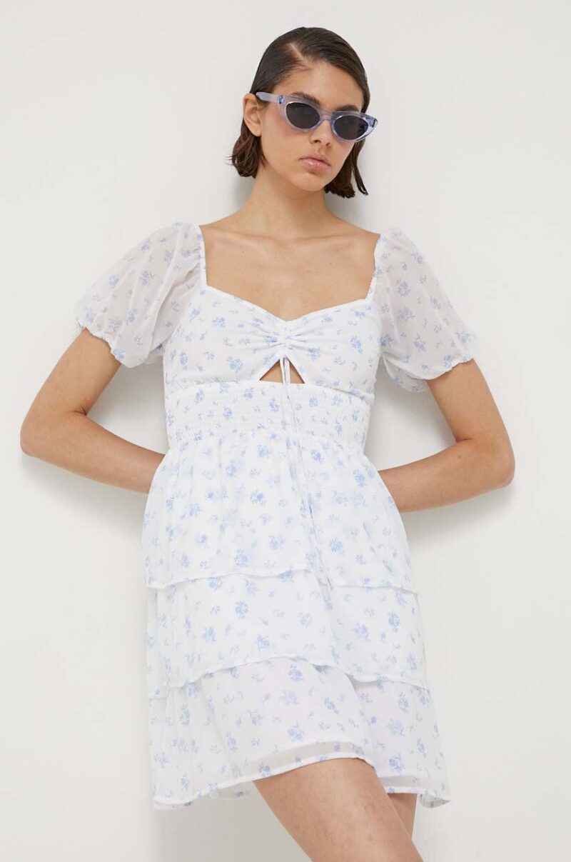 Hollister Co. rochie culoarea alb