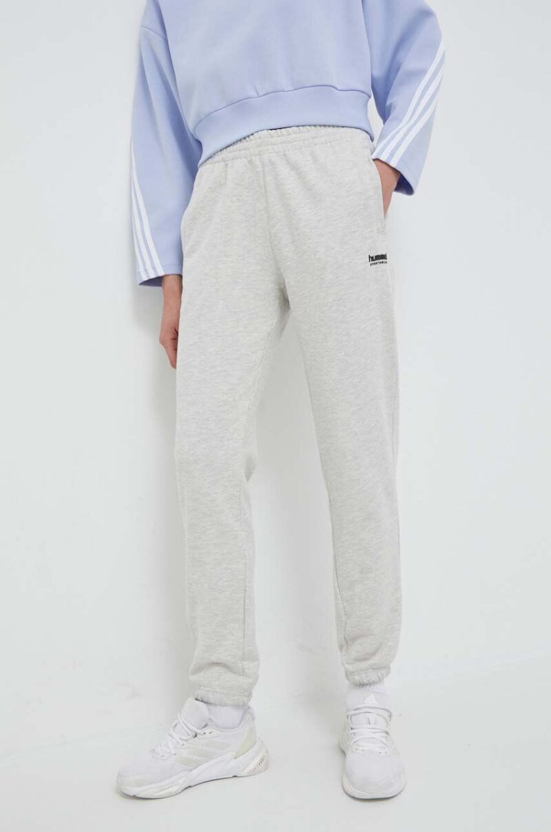 Hummel pantaloni de trening culoarea gri