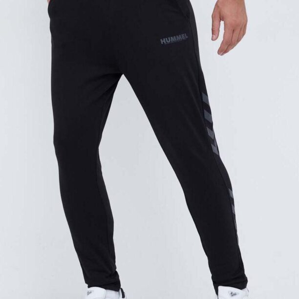 Hummel pantaloni de trening din bumbac culoarea negru