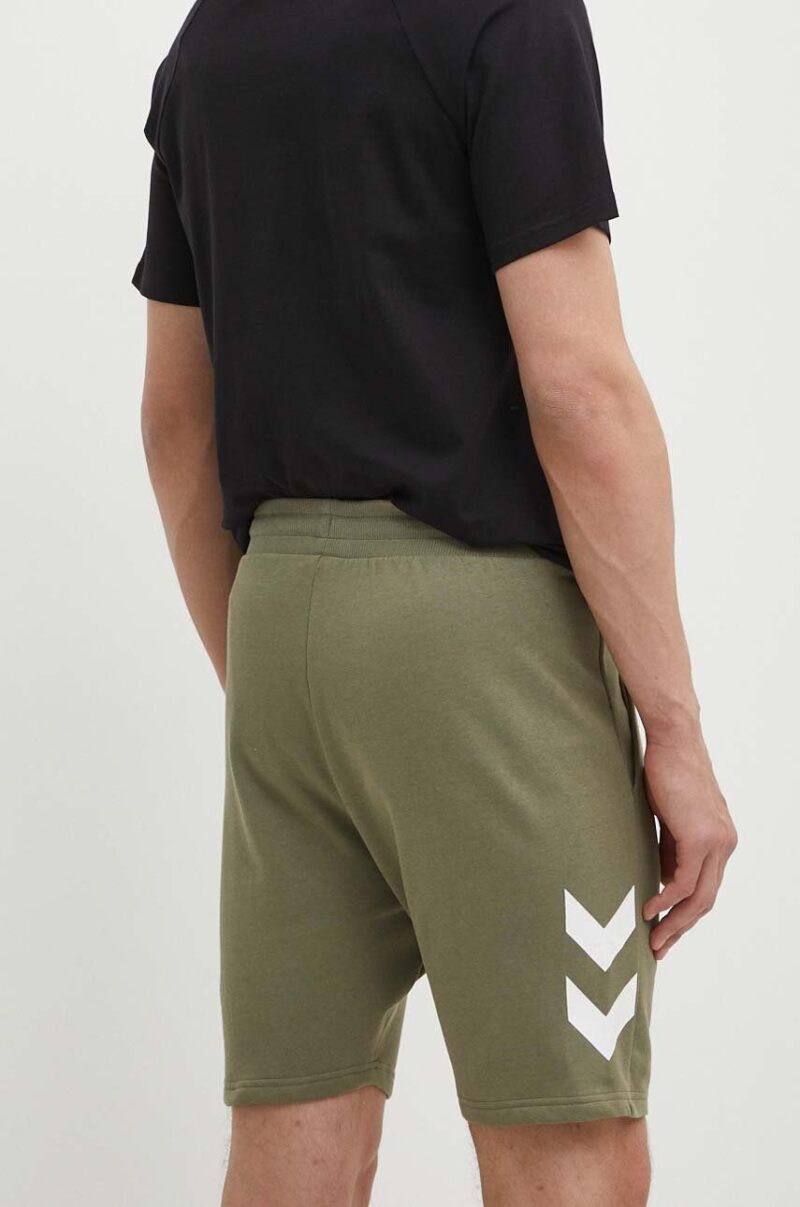 Hummel pantaloni scurti din bumbac culoarea verde preţ