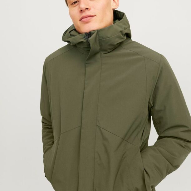 JACK & JONES Geacă de iarnă 'JJEKEEN'  verde închis preţ