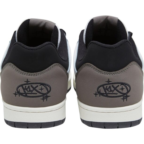 K1X Sneaker low 'Sweep Gk'  gri metalic / negru / alb preţ