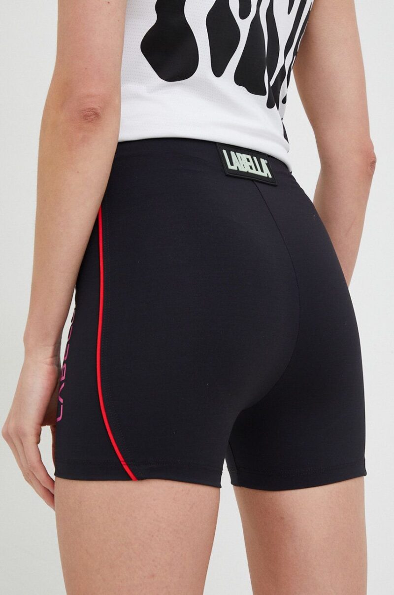 culoarea negru