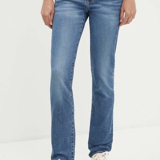 Levi's jeansi 712 SLIM