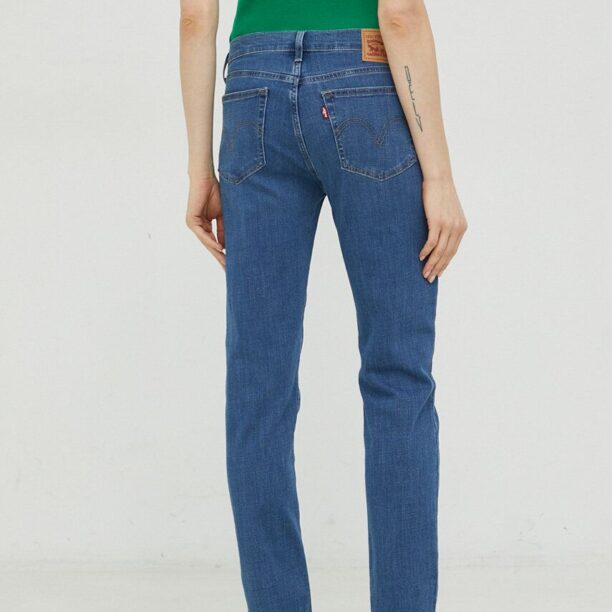 Levi's jeansi Boyfriend femei medium waist preţ