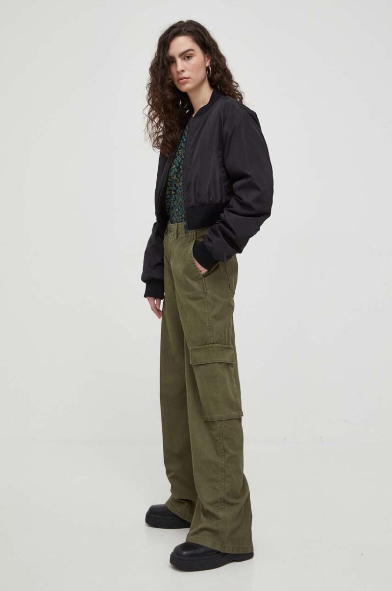 Levi's pantaloni de bumbac BAGGY CARGO culoarea verde