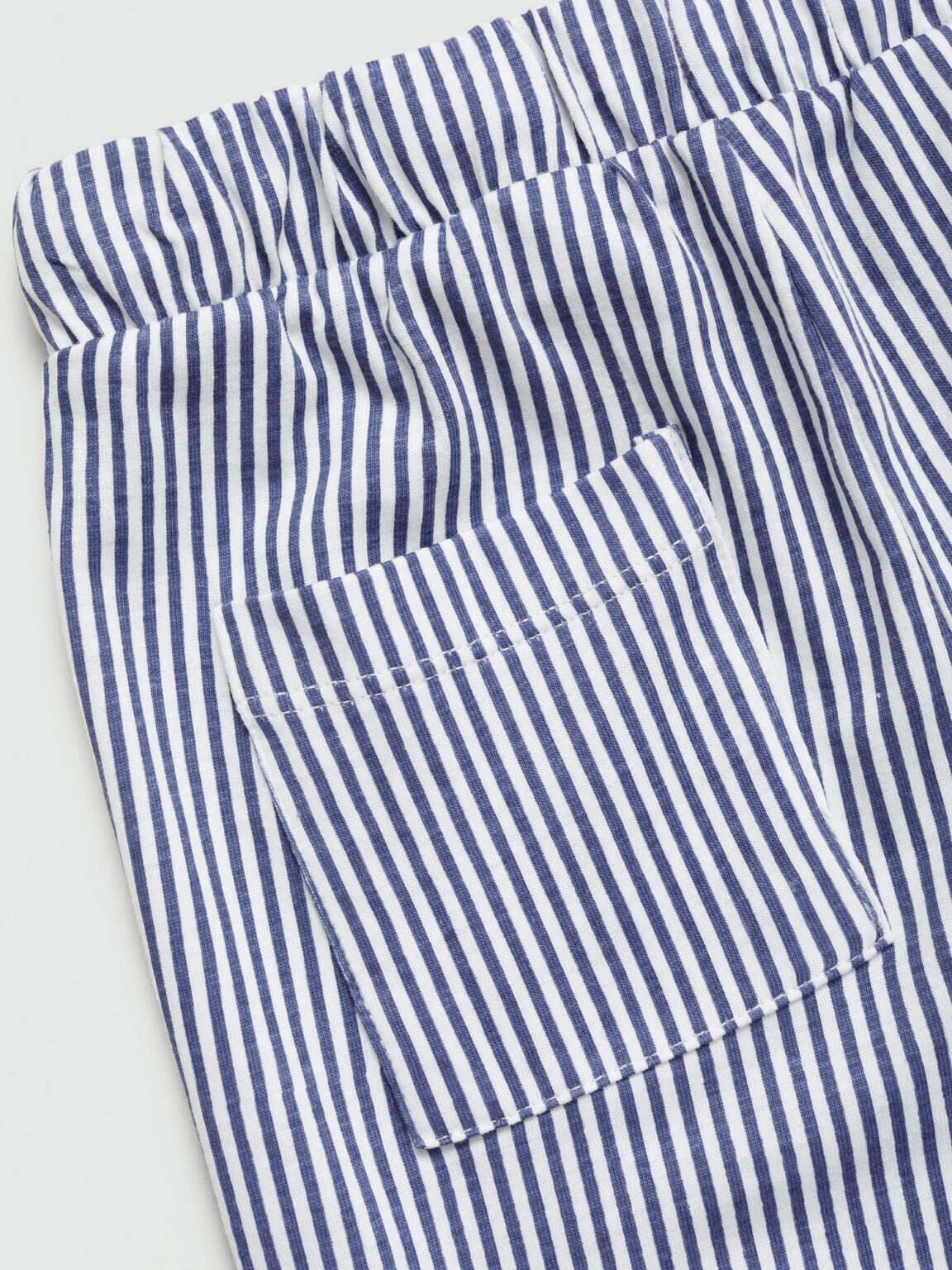 Cumpăra MANGO KIDS Pijamale 'SNOOPYST'  ecru / bleumarin / albastru deschis / negru