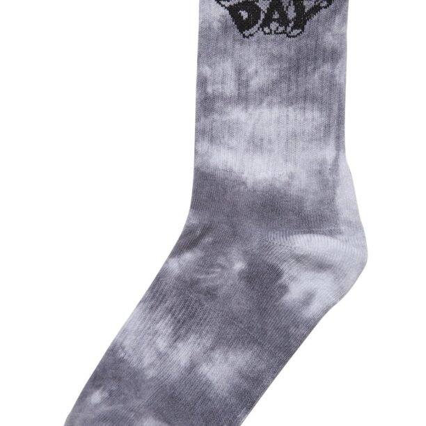 Merchcode Șosete 'Green Day Tie Die'  gri / negru / alb preţ