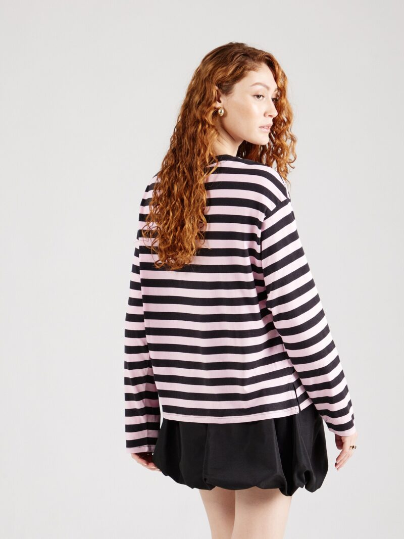 Monki Tricou  roz pastel / negru preţ