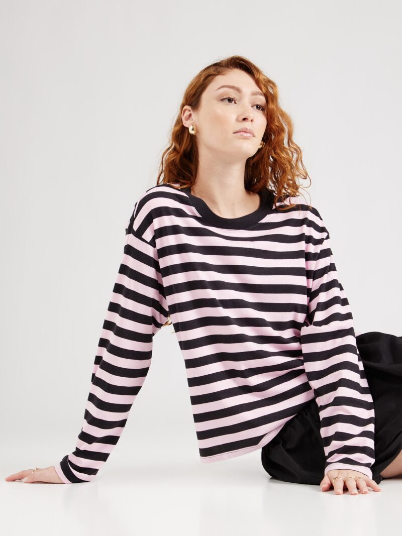 Monki Tricou  roz pastel / negru