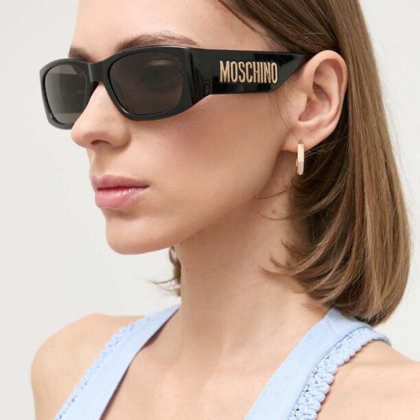 Moschino ochelari de soare femei