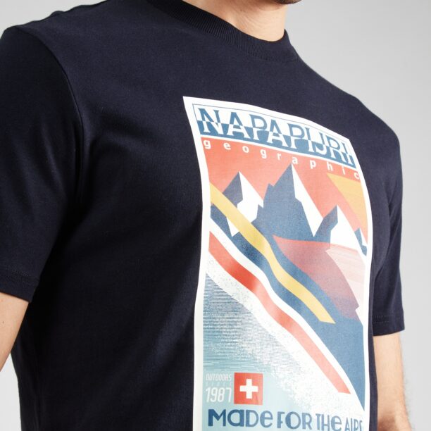 Preţ NAPAPIJRI Tricou 'S-PORTALET'  bleumarin / sângeriu / negru / alb