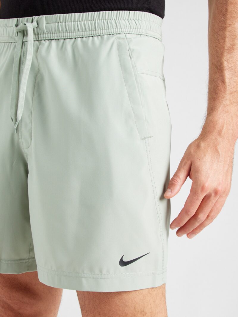 Preţ NIKE Pantaloni sport 'FORM'  verde mentă / negru