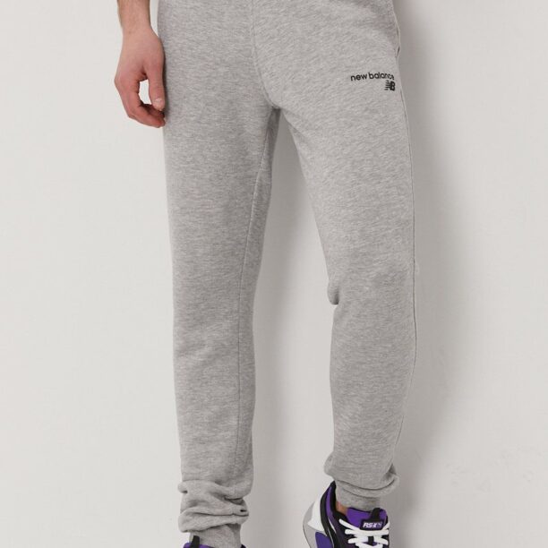 New Balance Pantaloni MP03904AG bărbați