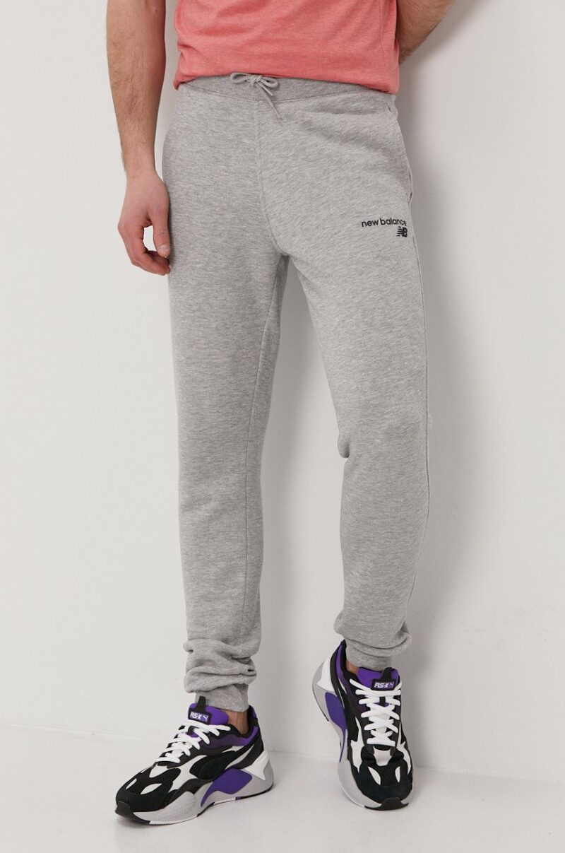 New Balance Pantaloni MP03904AG bărbați