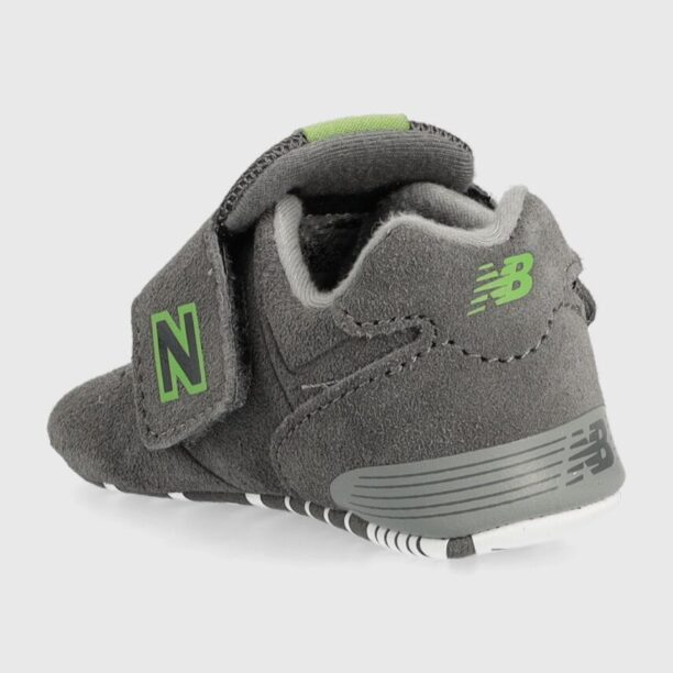 New Balance adidași pentru bebeluși 574 culoarea gri preţ