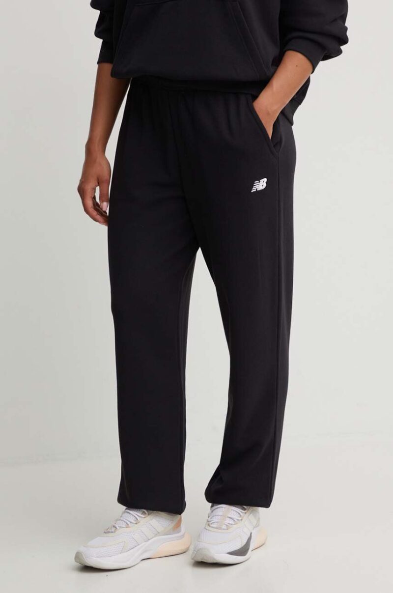 New Balance pantaloni de trening Sport Essentials culoarea negru