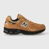 New Balance sneakers 2002 culoarea maro