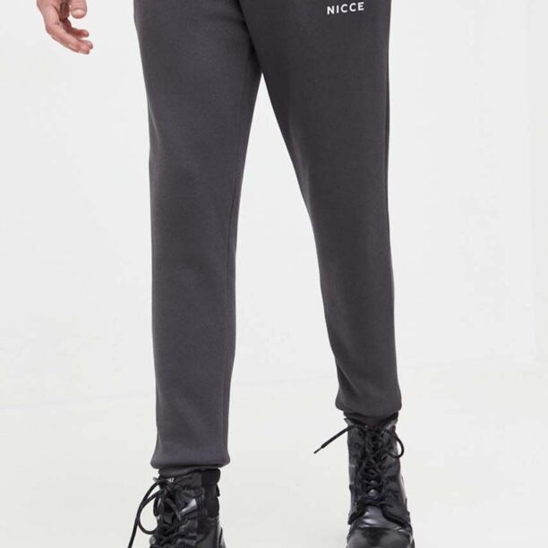 Nicce pantaloni de trening culoarea gri