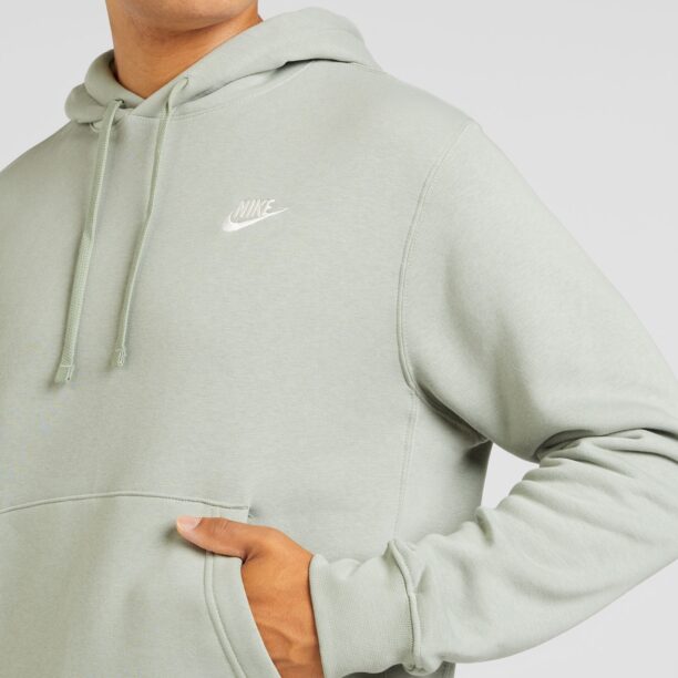 Preţ Nike Sportswear Bluză de molton 'Club Fleece'  verde mentă / alb