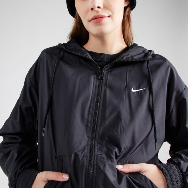 Preţ Nike Sportswear Geacă de primăvară-toamnă 'Classic'  negru