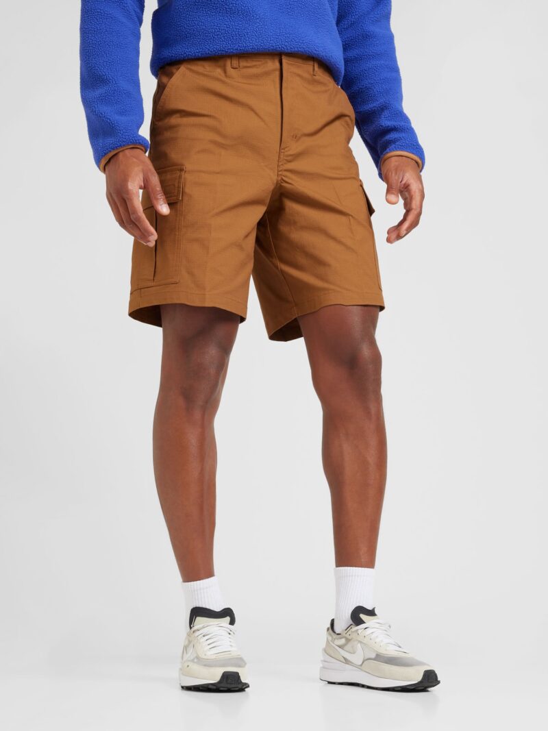 Cumpăra Nike Sportswear Pantaloni cu buzunare 'CLUB'  maro pueblo