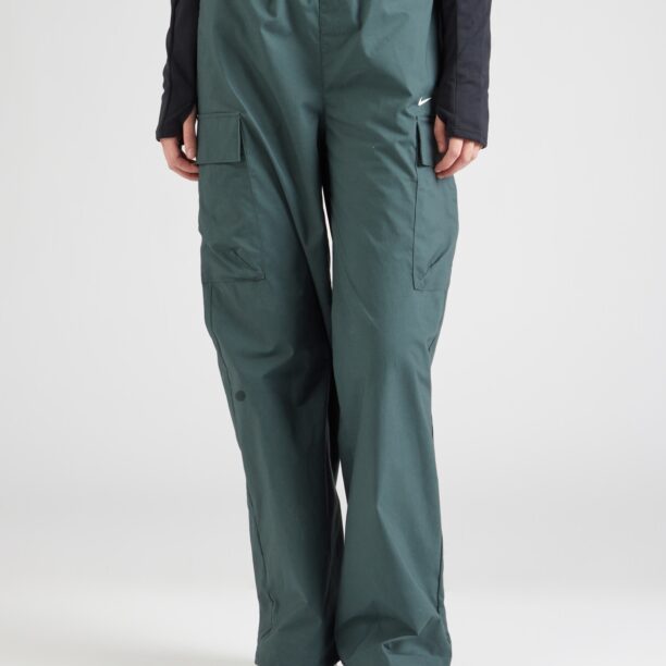 Nike Sportswear Pantaloni cu buzunare 'Essential'  verde pastel