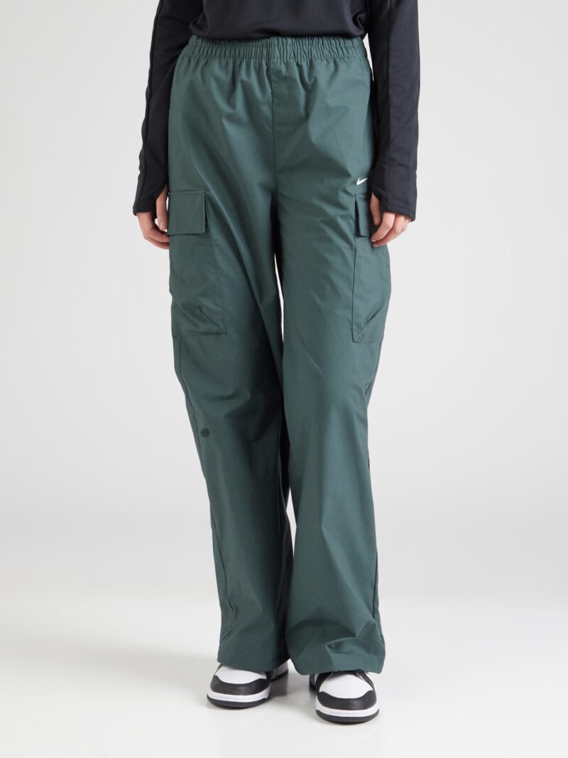 Nike Sportswear Pantaloni cu buzunare 'Essential'  verde pastel