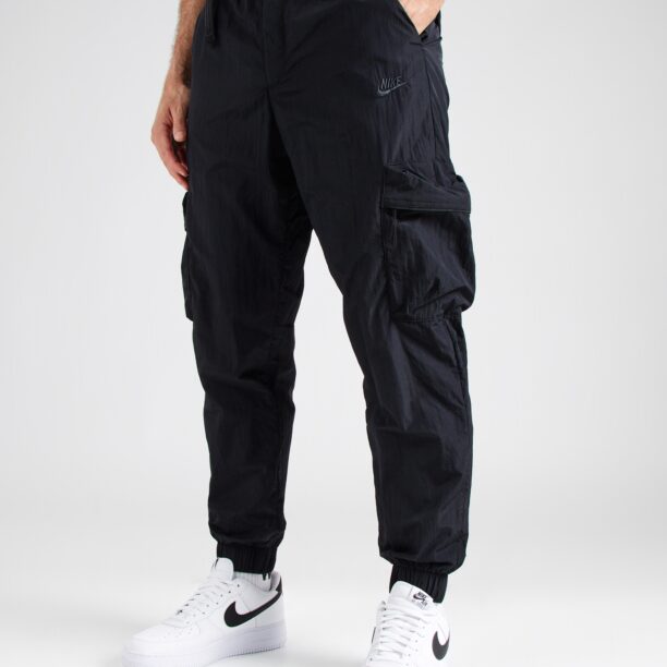 Nike Sportswear Pantaloni cu buzunare  negru