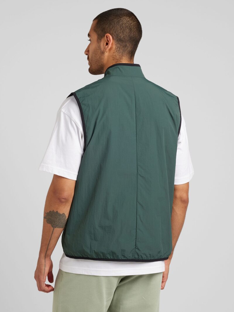 Preţ Nike Sportswear Vestă  verde smarald / negru