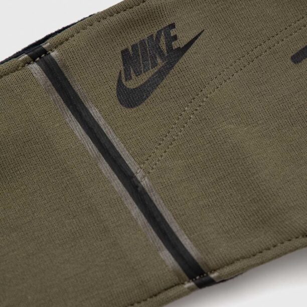 Nike bentita pentru cap culoarea verde preţ