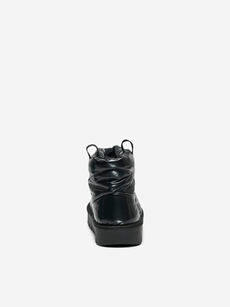 Preţ ONLY Botine 'ONLSNOW'  negru