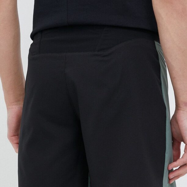 On-running pantaloni scurți de alergare Lightweight culoarea verde preţ