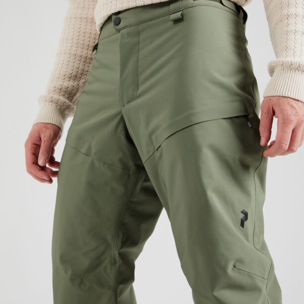 Preţ PEAK PERFORMANCE Pantaloni sport 'PINE NEEDLE'  verde / negru