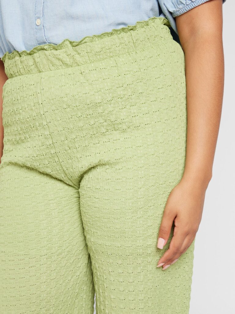 PIECES Curve Pantaloni 'PCABIGAIL'  verde kiwi