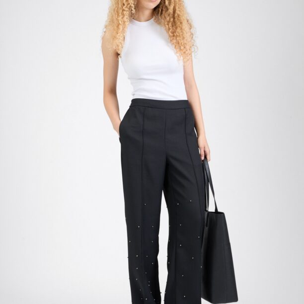 Cumpăra PIECES Pantaloni  negru